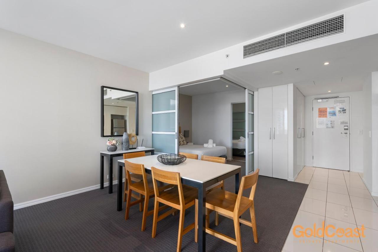 โกลด์โคสต์ ไพรเวท อพาร์ตเมนต์ Apartment ภายนอก รูปภาพ